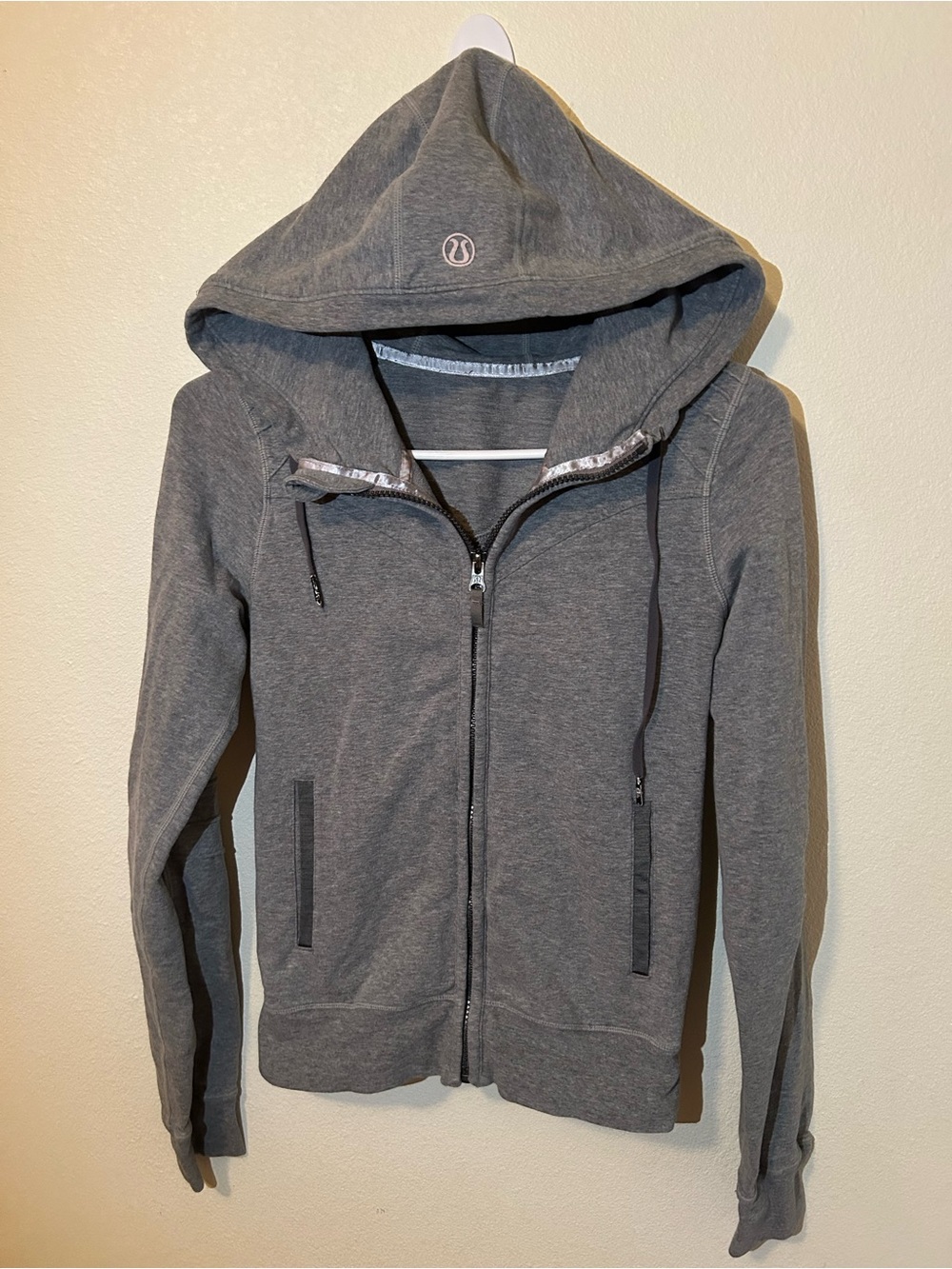 Lululemon Gray Zip-Up scuba Jacket